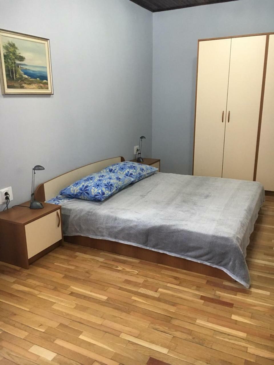 Kumicic - 3 Bedrooms Apartment